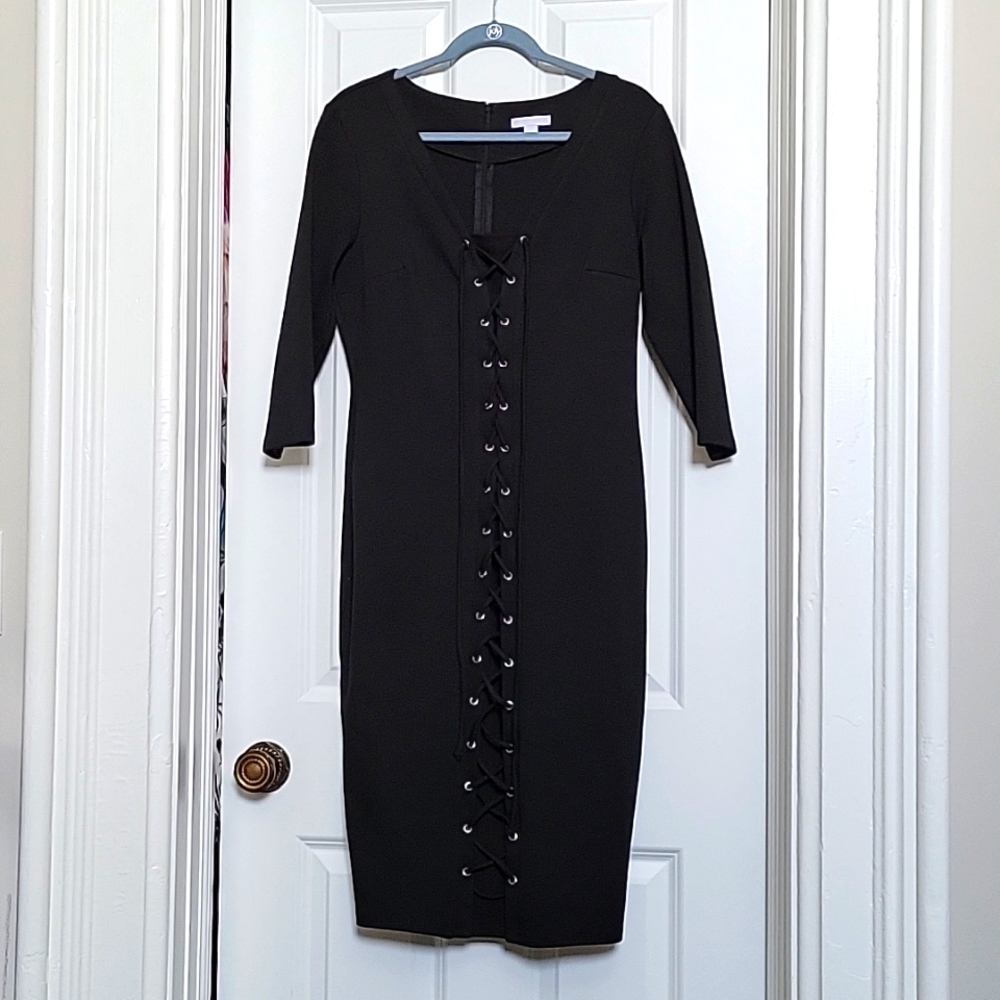 New York & Company Long-sleeved, tie up dress, size Large, in black